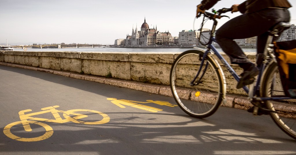 kerékpáros cikk