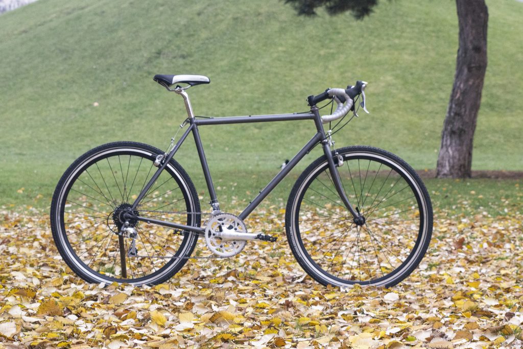 Steel gravel kerékpár